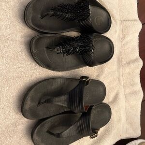 Fitflops black both size 8 selling as is condition